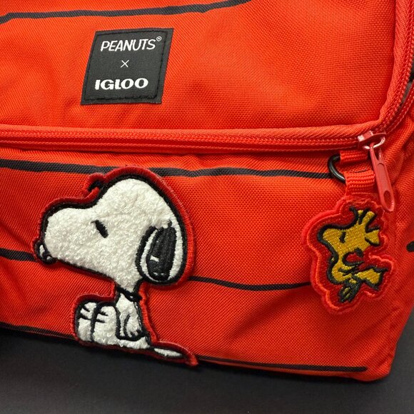 Snoopy House Lunch Bag Pail Insulated Cooler Peanuts x Igloo 16 Can NWT - Picture 6 of 12